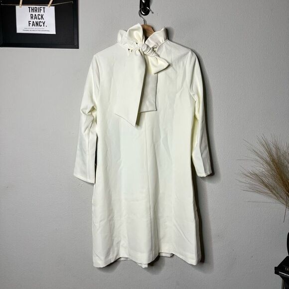 NEW Tuckernuck Dress Daphne Bow Back Ruffle Mini Dress White Size XXS - Picture 6 of 9